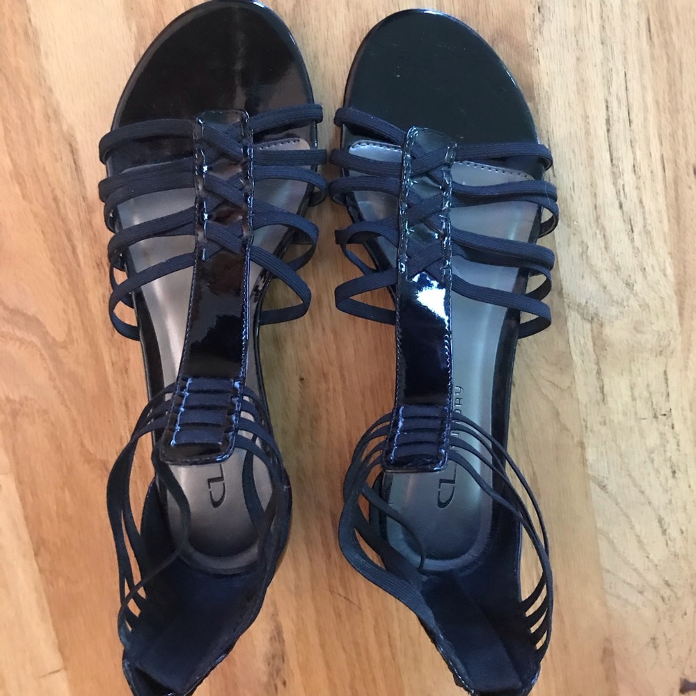 Black patent wedge sandal size 9 1/2